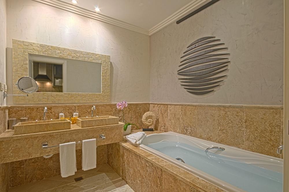 Ancora Cap Cana & Marina Suites Resort Punta Cana Extérieur photo